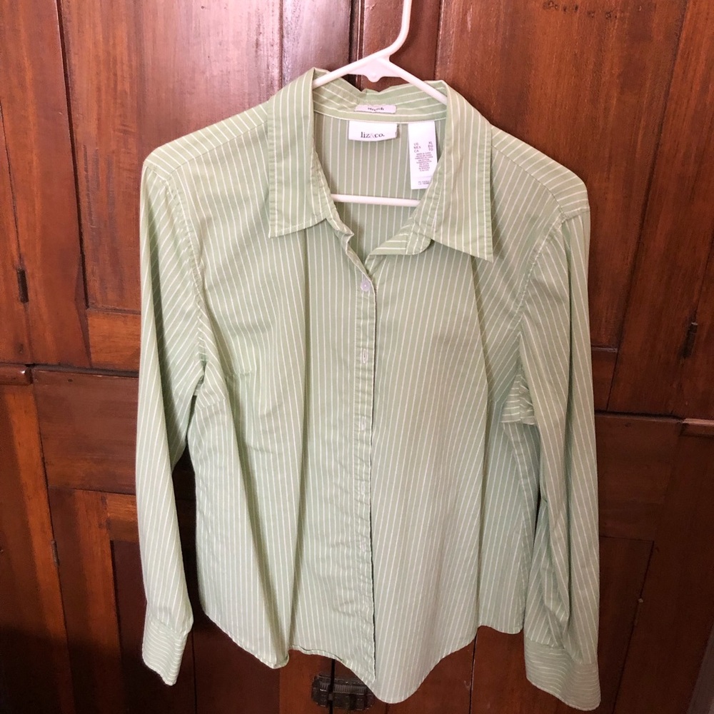 Button down blouse - Picture 3 of 3